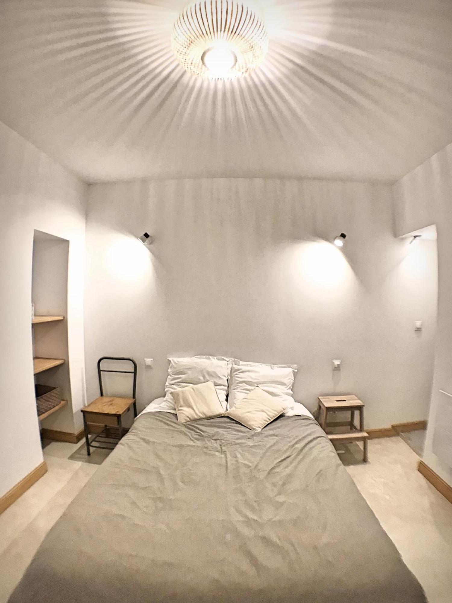 Appartement De Charme En Coeur De Ville อาฌ็อง ภายนอก รูปภาพ
