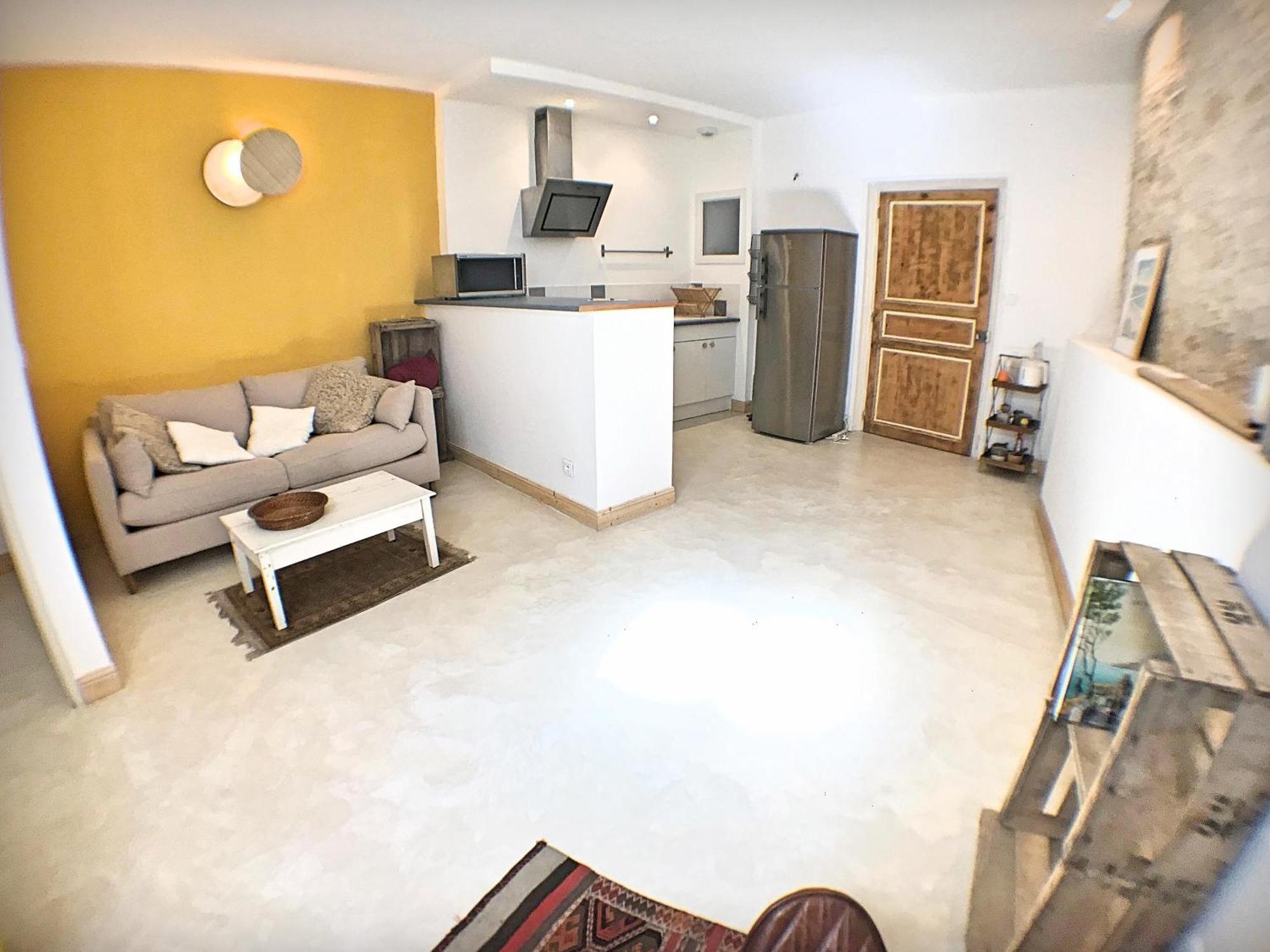 Appartement De Charme En Coeur De Ville อาฌ็อง ภายนอก รูปภาพ